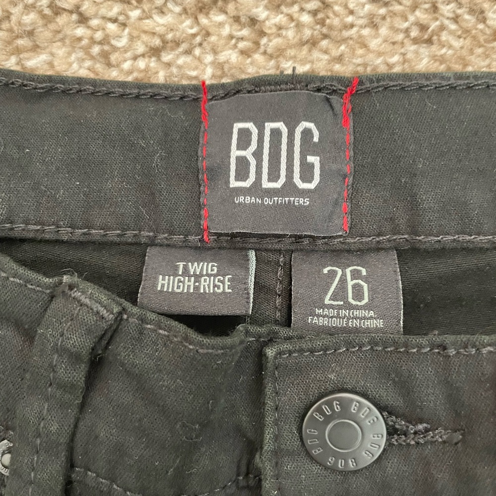 BDG Twig High-Waisted Skinny Jean - Picture 4 of 4